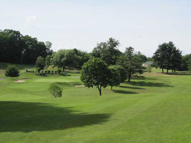 Twaalfskill Club - photo 1