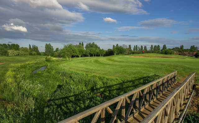 Sunbury Golf Centre - Sunbury Course - photo 4