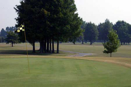 Delta St. College Golf Course - photo 2