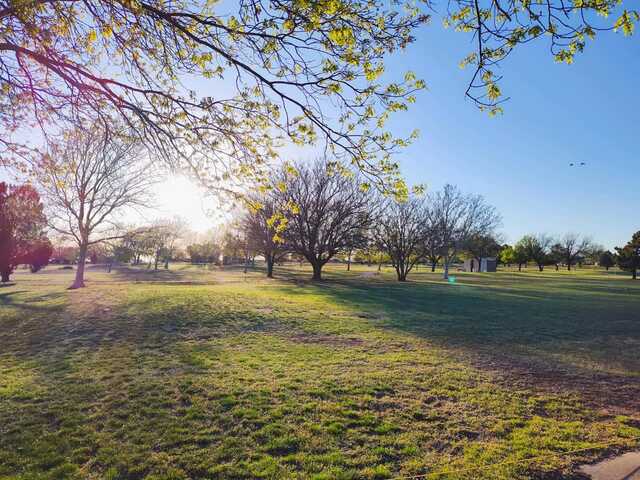 Roughneck Range Sundown Golf Course - photo 2