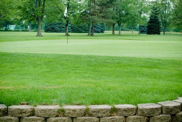 Crestview Golf Course - photo 2