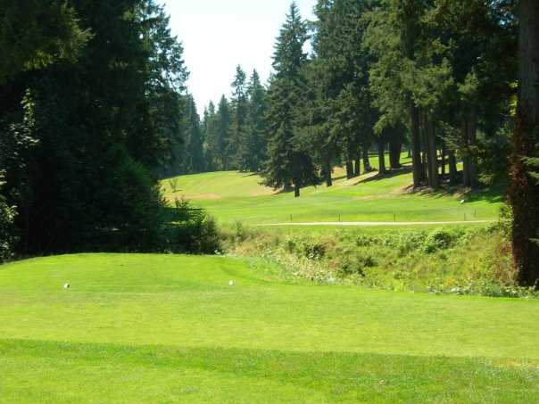 Olympia Country & Golf Club - photo 5
