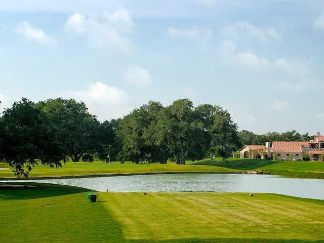 Houston Oaks Golf and Country Club - photo 2