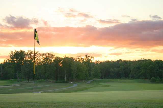 Pleasant Valley Golf Club - photo 4