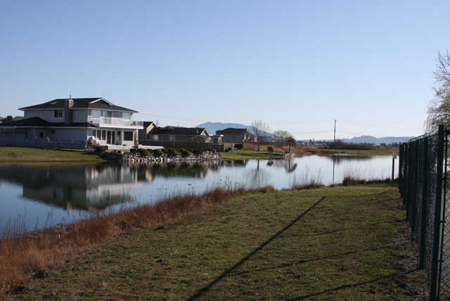 Sandy Pointe Golf Course - photo 1