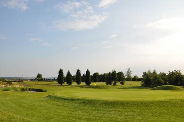 Sandhill Golf Club - photo 2