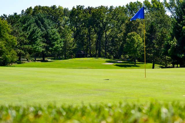 Johnson Park Golf Course - photo 2