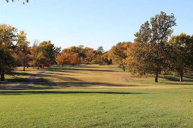Rolling Hills Country Club - photo 3