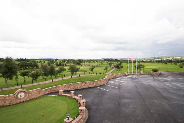 Oak Royal Golf & Country Club