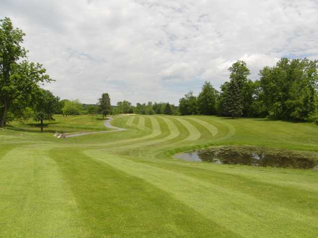 Lewistown Country Club - photo 1
