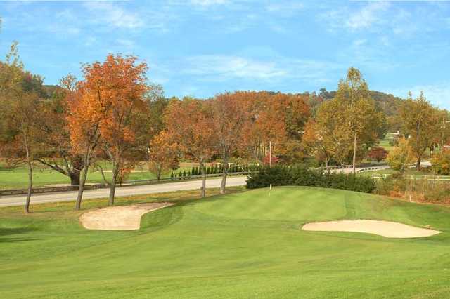 Pleasant Valley Golf Club - photo 3