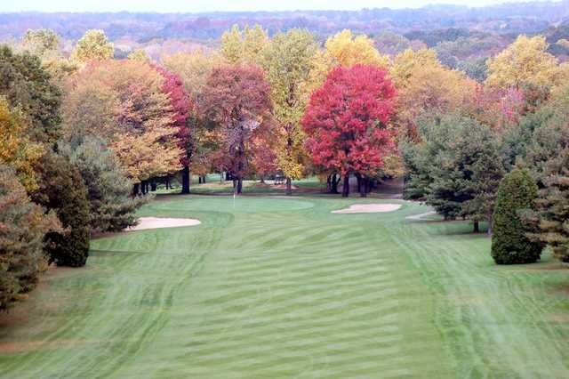 Paradise Lake Golf & Banquet - photo 2