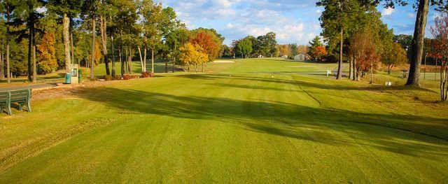 Jamestown Park Golf Course - photo 2