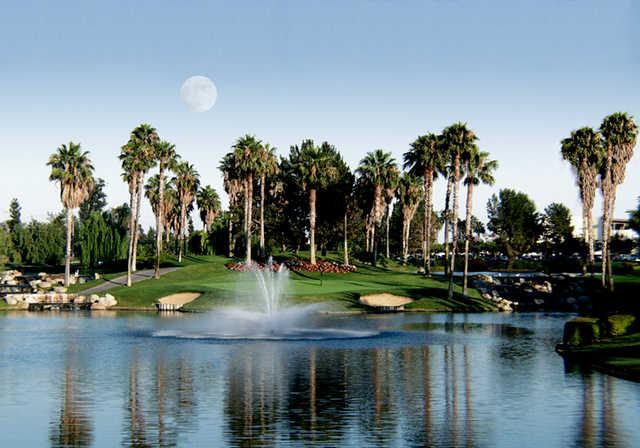 Tustin Ranch Golf Club - photo 3
