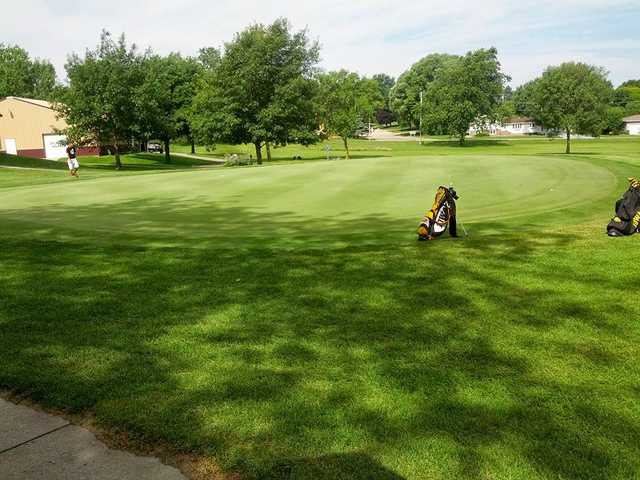 Willow Run Country Club - photo 2