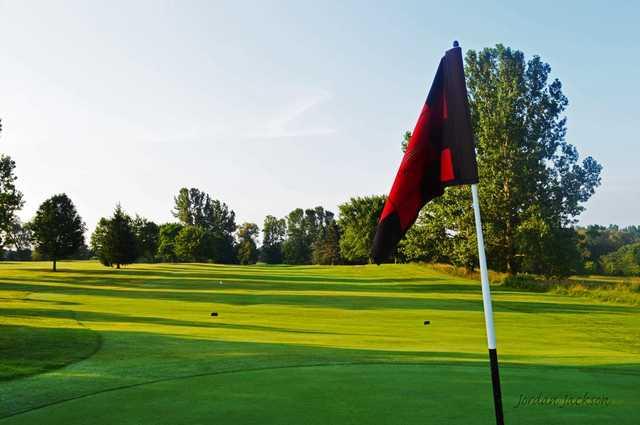 Dalewood Golf and Curling Club - photo 3