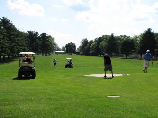 Twin Lakes Golf Course - photo 2