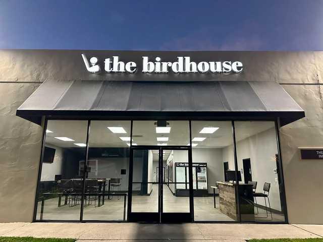 The Birdhouse Indoor Golf - photo 6