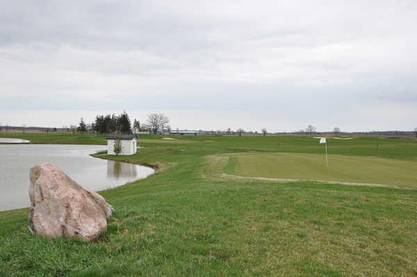 Empire Springs Golf Club - photo 3