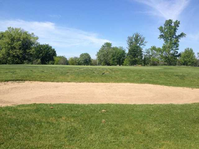 Arlington Greens Golf Course - photo 1