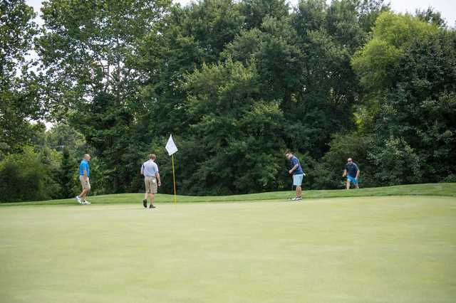 Fairway Hills Golf Club - photo 2