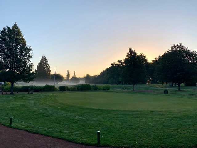 Hartley Wintney Golf Club - photo 2