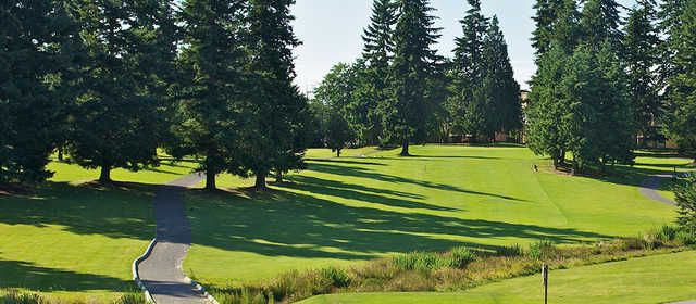 Walter E. Hall Golf Course - photo 2