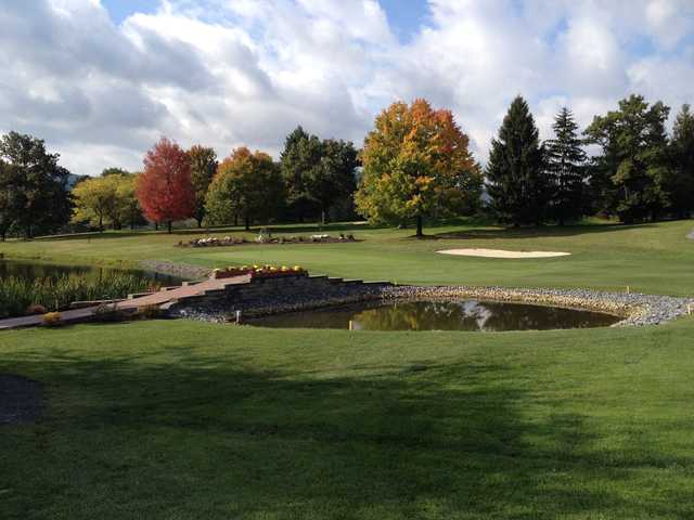 Mountain View Country Club