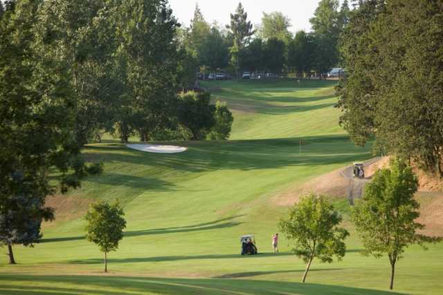 Laurelwood Golf Course - photo 2