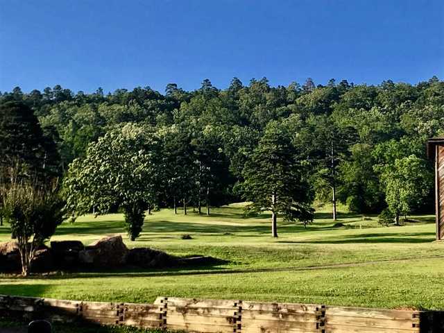 Lions Den Golf Club