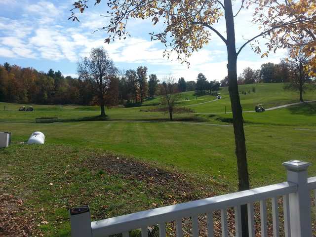Burden Lake Country Club - photo 2