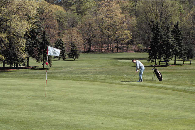 Mastick Woods Golf Course