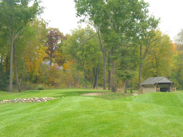 River Glen Country Club - photo 2
