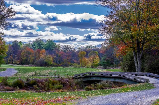 Pine Oaks Golf Course - photo 4