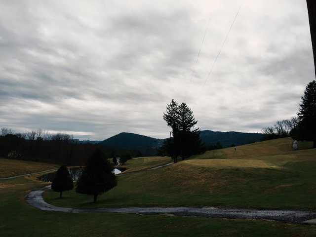Three Ponds Golf Course - photo 3