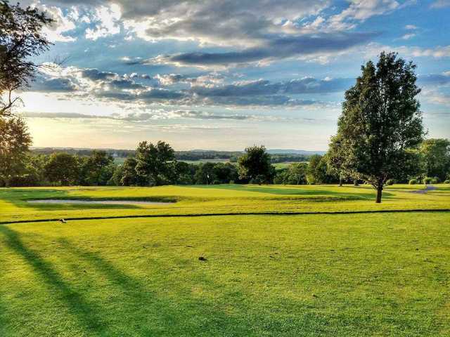 Hillsborough Country Club - photo 2