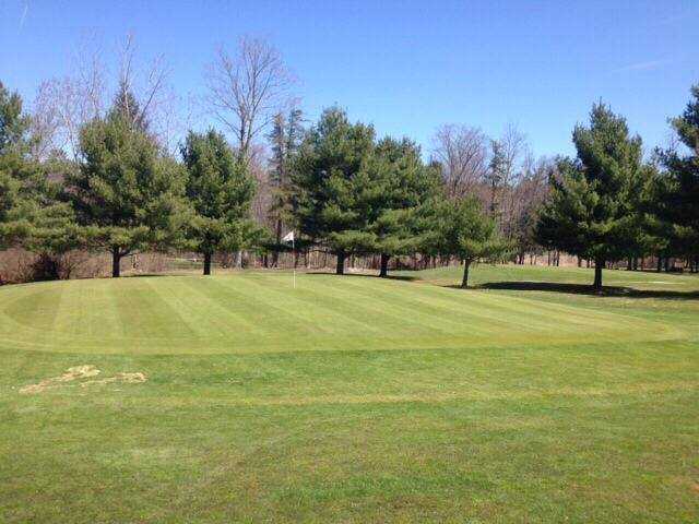 Apple Hill Golf Club - photo 3