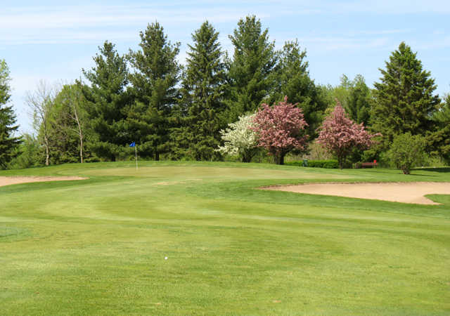 Purple Hawk Country Club - photo 2