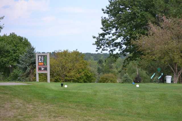 Vinton Country Club - photo 2