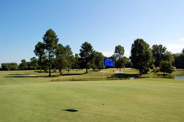 Hillcrest Golf Club - photo 1