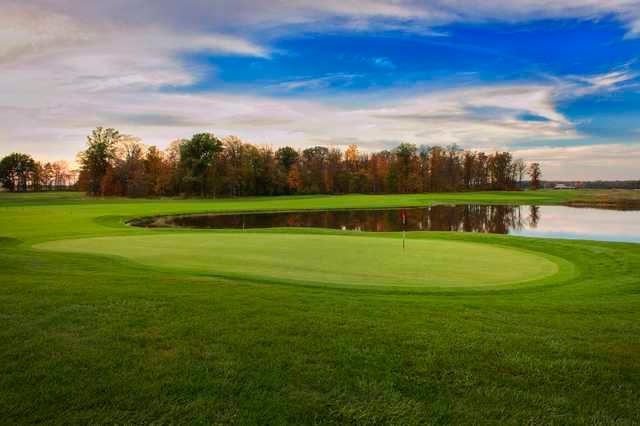 Red Hawk Run Golf Club - photo 1