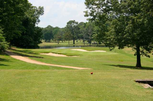 Searcy Country Club - photo 3
