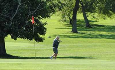 Lake Park Golf Course - photo 1