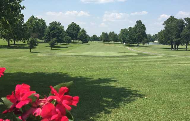 Schifferdecker Golf Course - photo 3