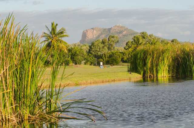 Rowes Bay Golf Club