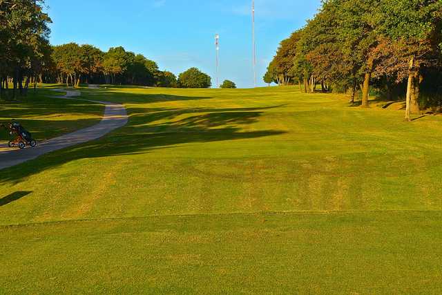 Shady Oaks Golf Course - photo 2