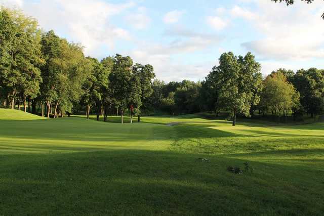 Knollwood Country Club